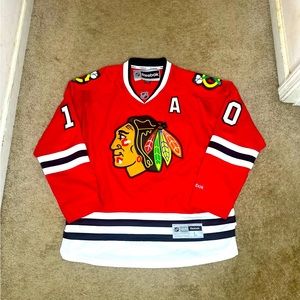 Vintage Patrick Sharp Autographed Chicgao Blackhawks Jersey